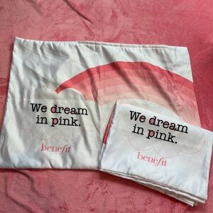 Benefit silky pillow cases